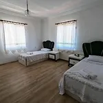 Zeren Hotel 3*